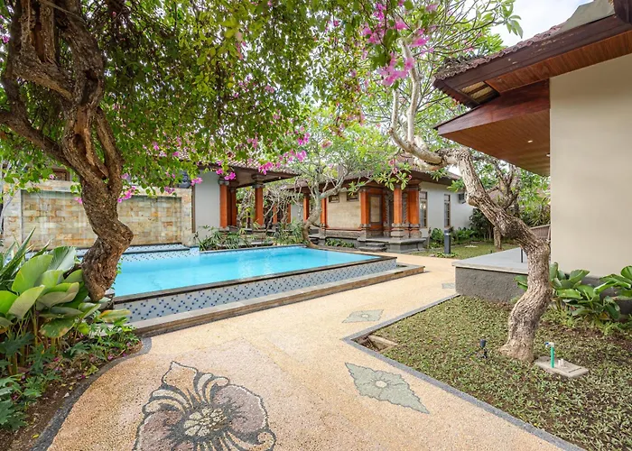 Cove Jivva Nattaya 3* サヌール